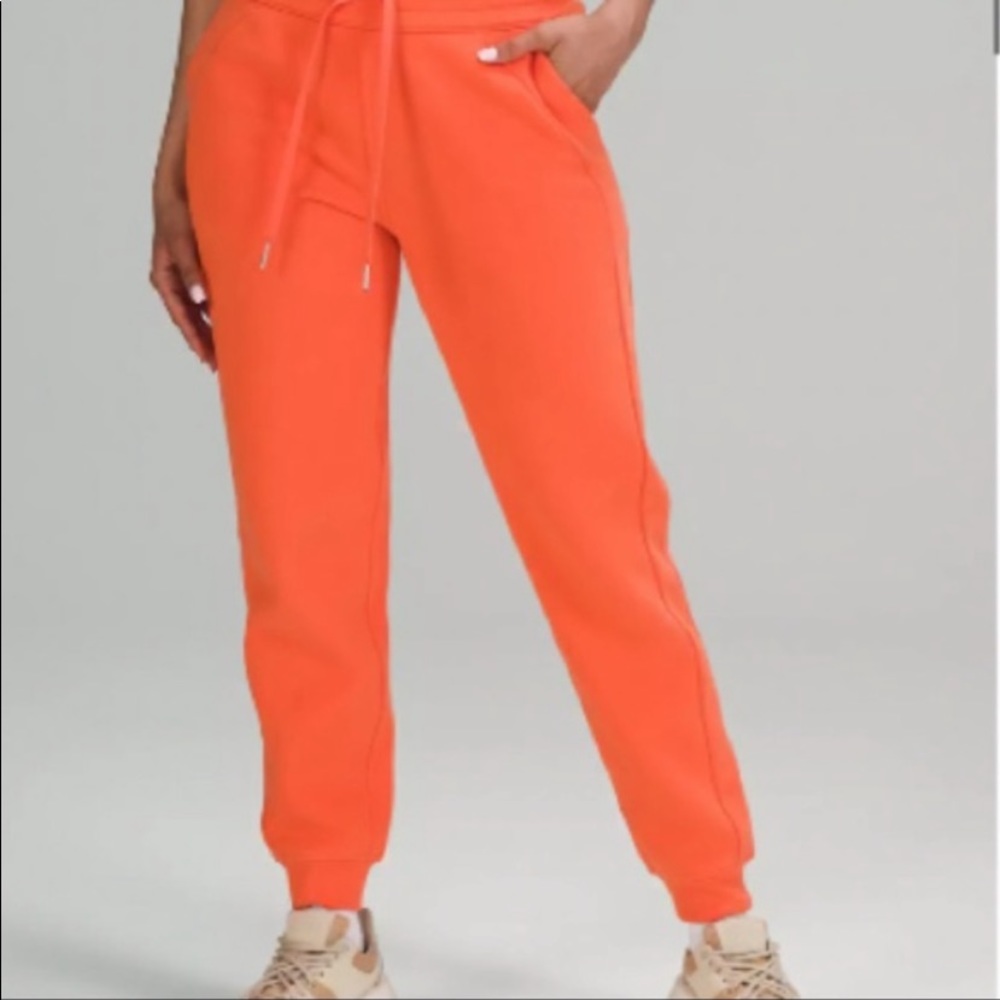 Womens Lululemon Scuba HR Jogger sz.8